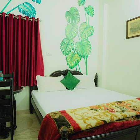 Hotel Lake Paradise Udaipur Esterno foto